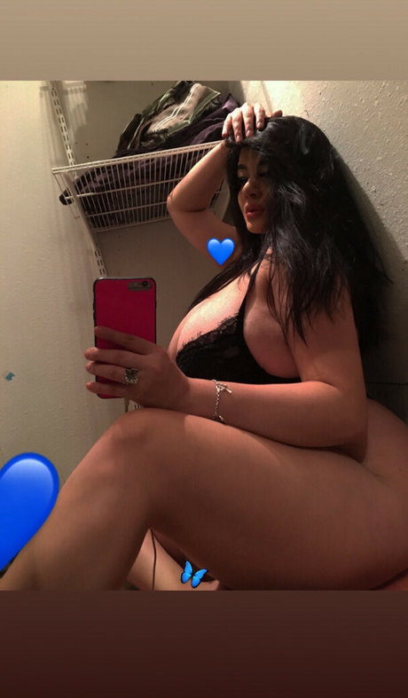 かわいいティーンのオンリーファンズ HD 画像