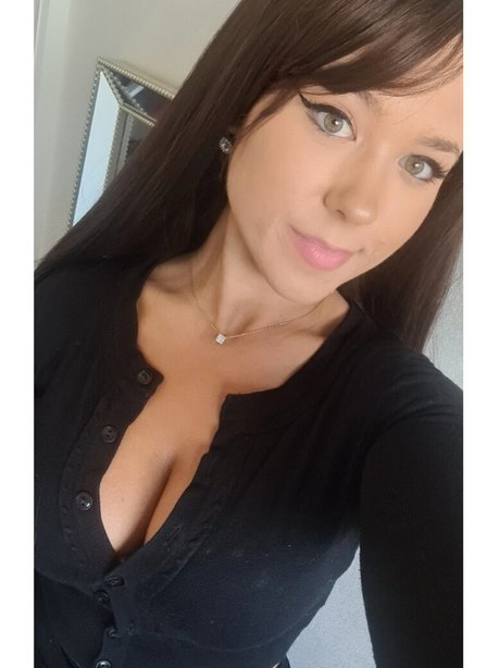 アナル舐めオンリーファンズ ポルノ 写真