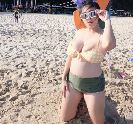 Aungsumalyn HDポルノスター 画像