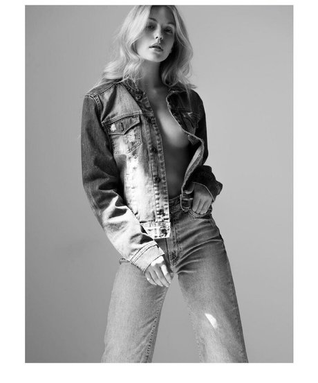 Gabby C Thomas エロティックなスター 写真