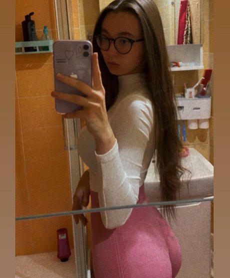 Andulka エロティックモデル 写真