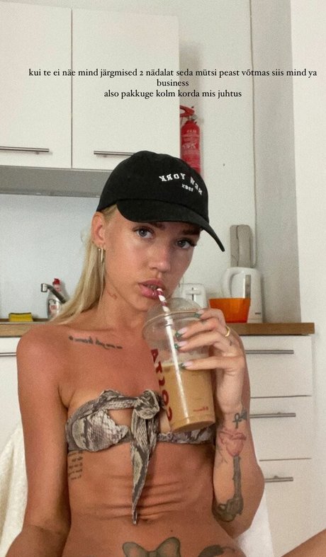 Madeleyn Kurg 無料スター 写真