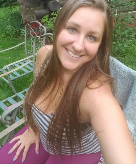 ラテン系ティーンオンリーファンズ 美しい裸 ギャラリー