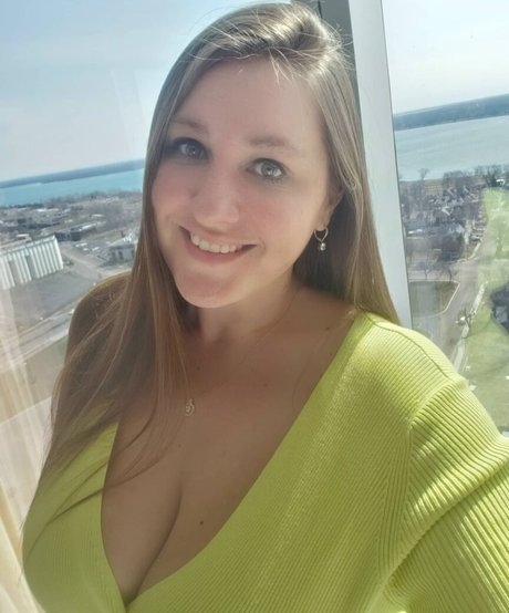 小人の裸OnlyFans ホット 画像