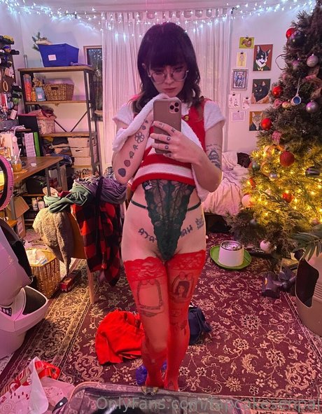 手コキ 主観視点 オンリーファンズ ヌード 画像