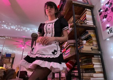 熟女コスプレOnlyFans 美しい裸 画像