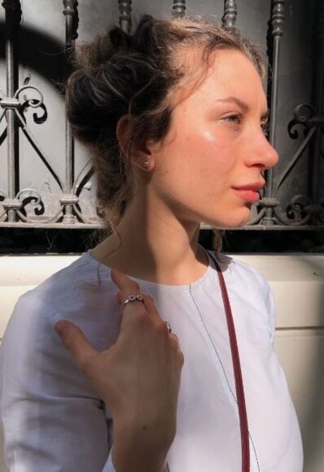 Bianca Novelli かわいいポルノスター 写真