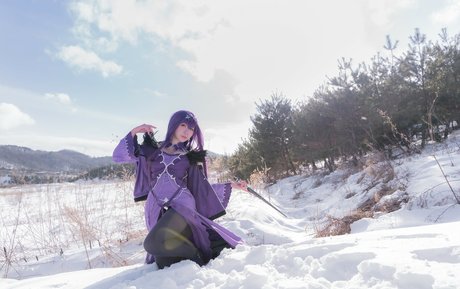 Akicoser ポルノモデル 写真