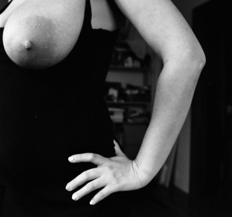 裸の熟女オンリーファンズ 無料エロ 画像