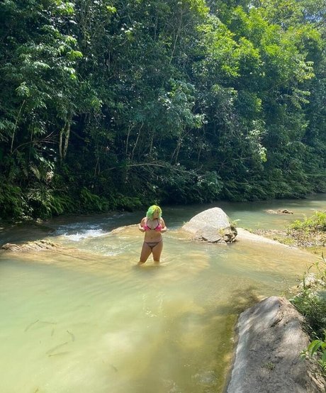 熟女クーガーオンリーファンズ 無料 写真