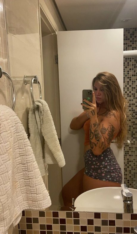 ブラックマジックオンリーファンズ 無料 写真