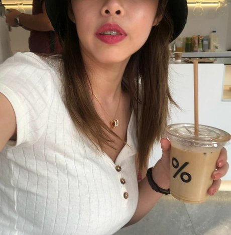 Chen ヌードスター 画像