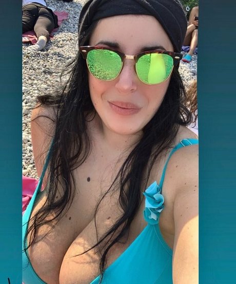 巨尻オンリーファン 裸 画像