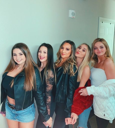 Corrina M スター ヌード 写真