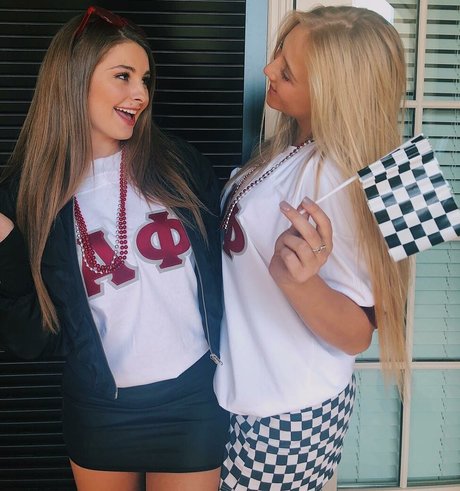 フェイシャルオンリーファンズ アダルト無料 写真