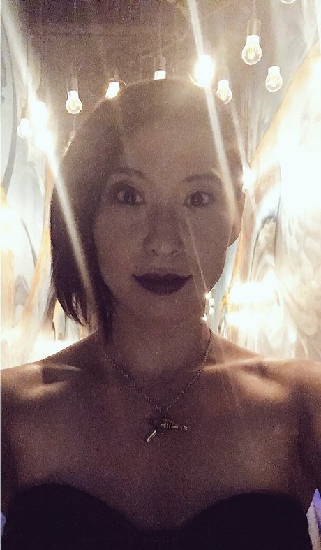 Erika Ishii アダルト女優 アーカイブ