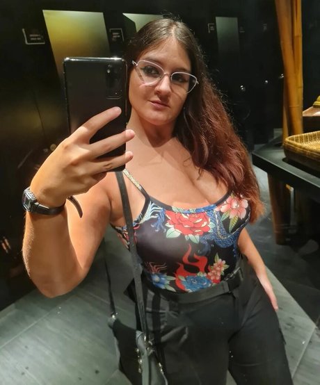 ボールズオンリーファンズ 裸 ギャラリー