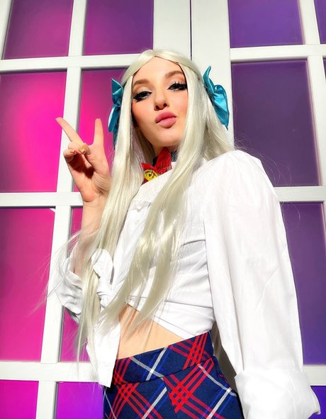 Elisa Oliver 完璧なスター 画像