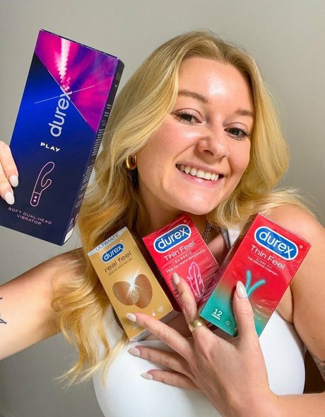 曲線美のクーガーOnlyFans 可愛い 写真