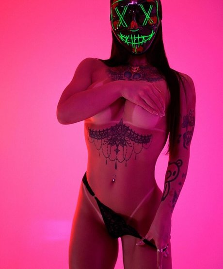 Paula Steil ポルノモデル 写真