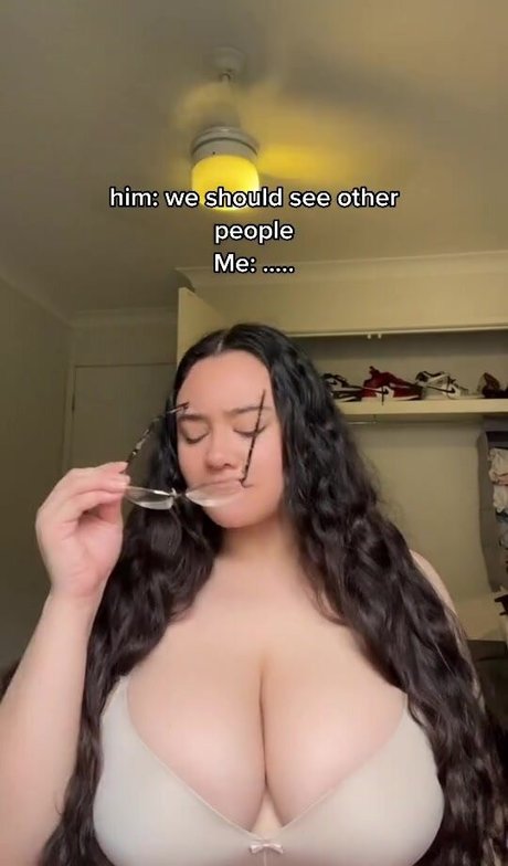 ラバーオンリーファン エロ 写真