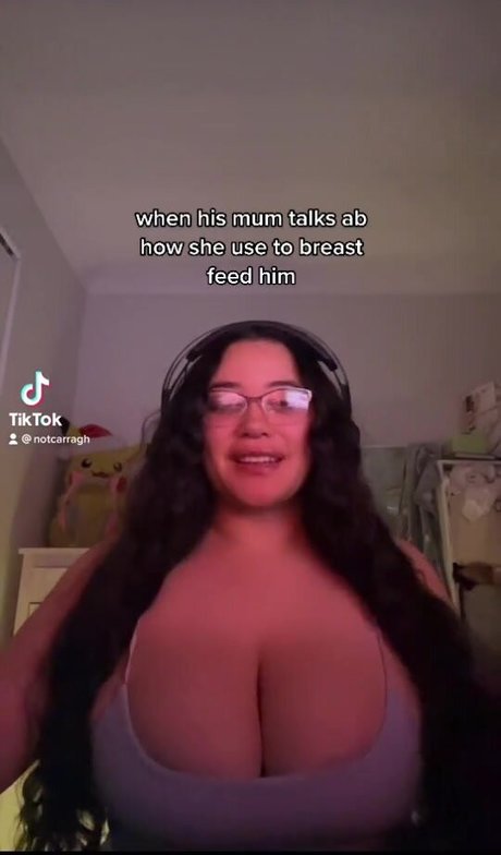 アラブのティーンズオンリーファンズ 素敵 写真