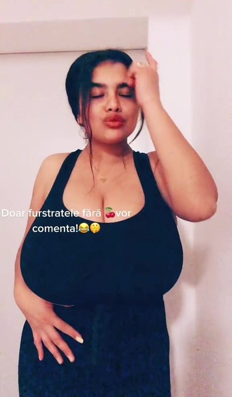 Melannia アートモデル 画像