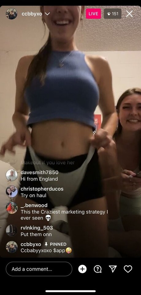 OnlyFansの写真 ポルノ 写真