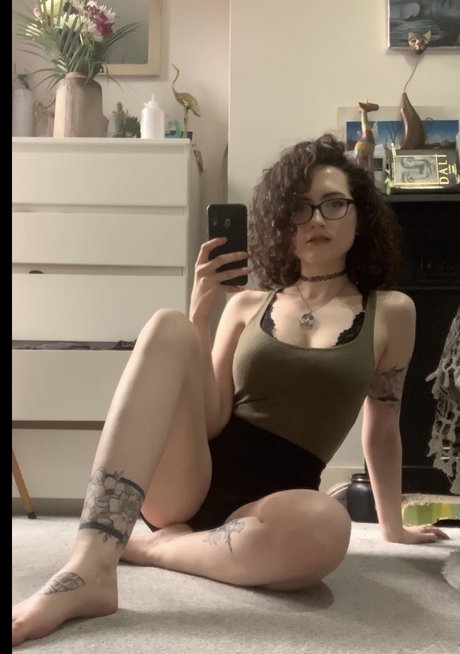 MikeyyRoses9 セクシーなスター 画像