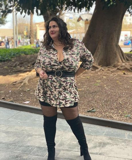 おばあちゃんの熟女OnlyFans ホットxxx 写真