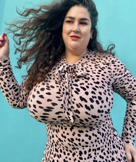 Caliope 裸の女優 画像