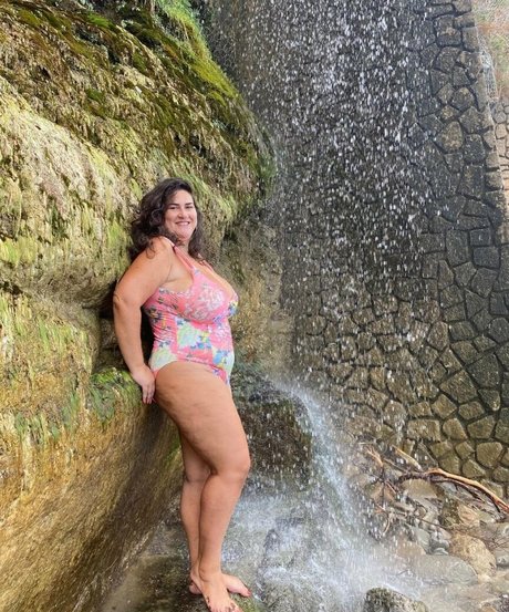 Caliope 女優 写真