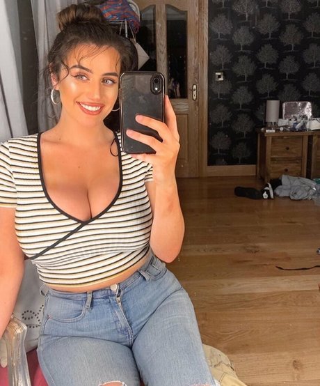 アジア人の精液OnlyFans エロチック 画像