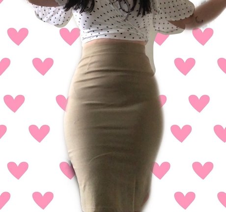 年配の熟女オンリーファンズ 美しいxxx 画像