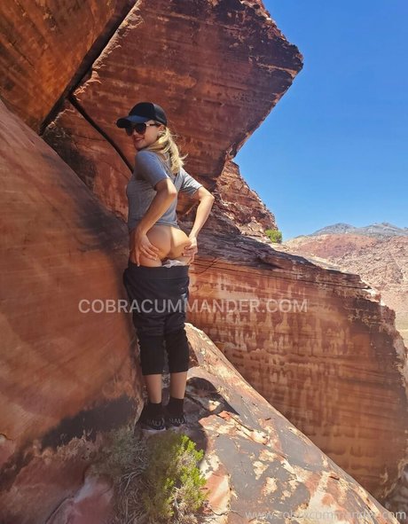 ぽっちゃり痴女OnlyFans 美しいヌード 写真