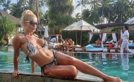 Sanja Tigrica 裸の女優 画像