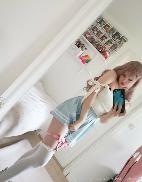 nerdystickylemon ポルノスター ギャラリー