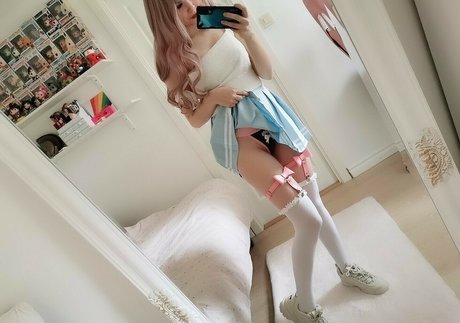 nerdystickylemon ヌードスター 写真