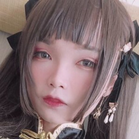 アナル舐めオンリーファンズ セクシー裸 写真