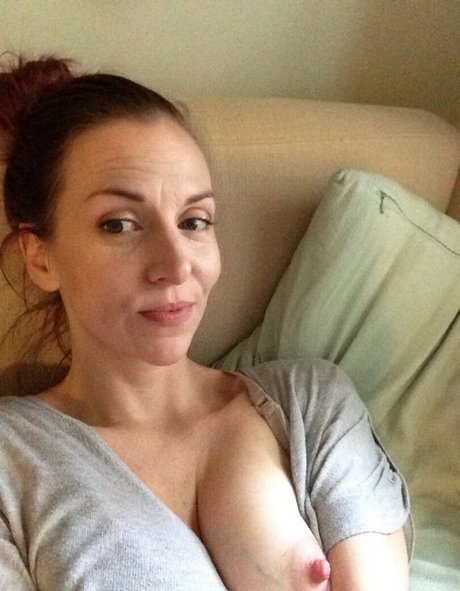 AliceWhite 可愛い女優 写真