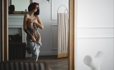 母乳オンリーファン ホットセックス 写真