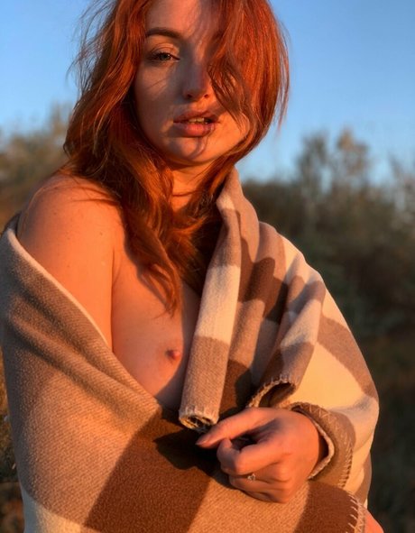 redfoxofficial 高品質モデル 画像