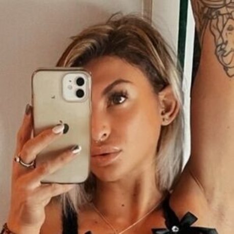 Charlianne Jayne 完璧なスター ギャラリー