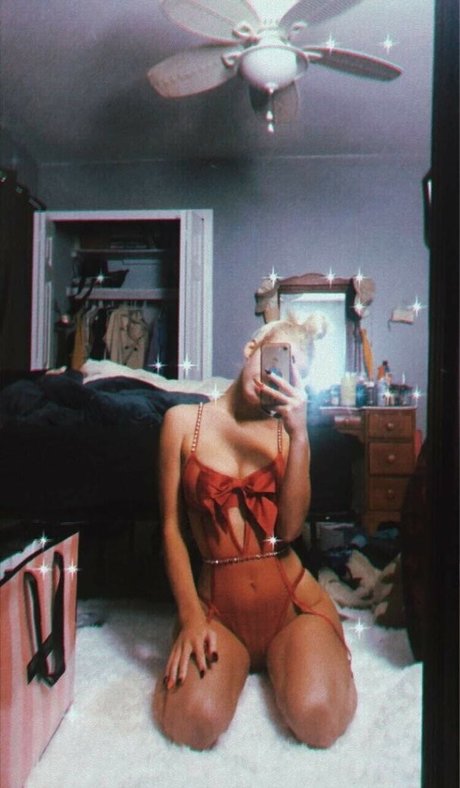 HayMartinn ヌードスター アーカイブ