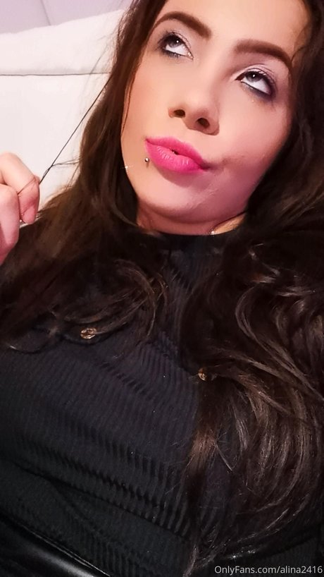 大きなお尻と巨乳のオンリーファンズ セックス 写真