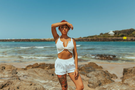 ヌード 屋外 OnlyFans 可愛い 写真