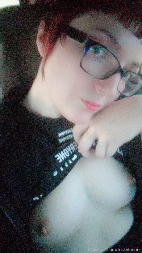 Willow Wraithright アダルト女優 画像