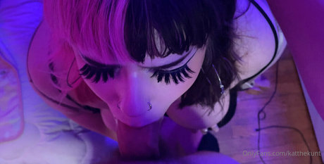 19歳のOnlyFans アートポルノ 写真