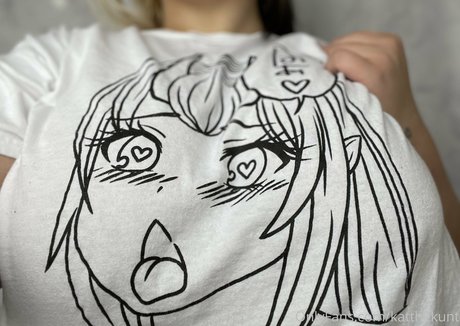 熟女フェラチオOnlyFans ホットセクシー 画像