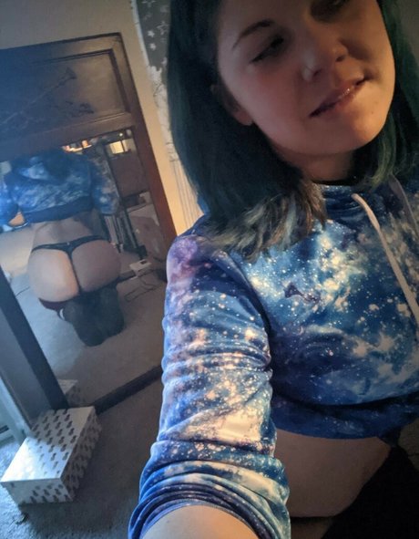 Classy katie エロティックなモデル 写真